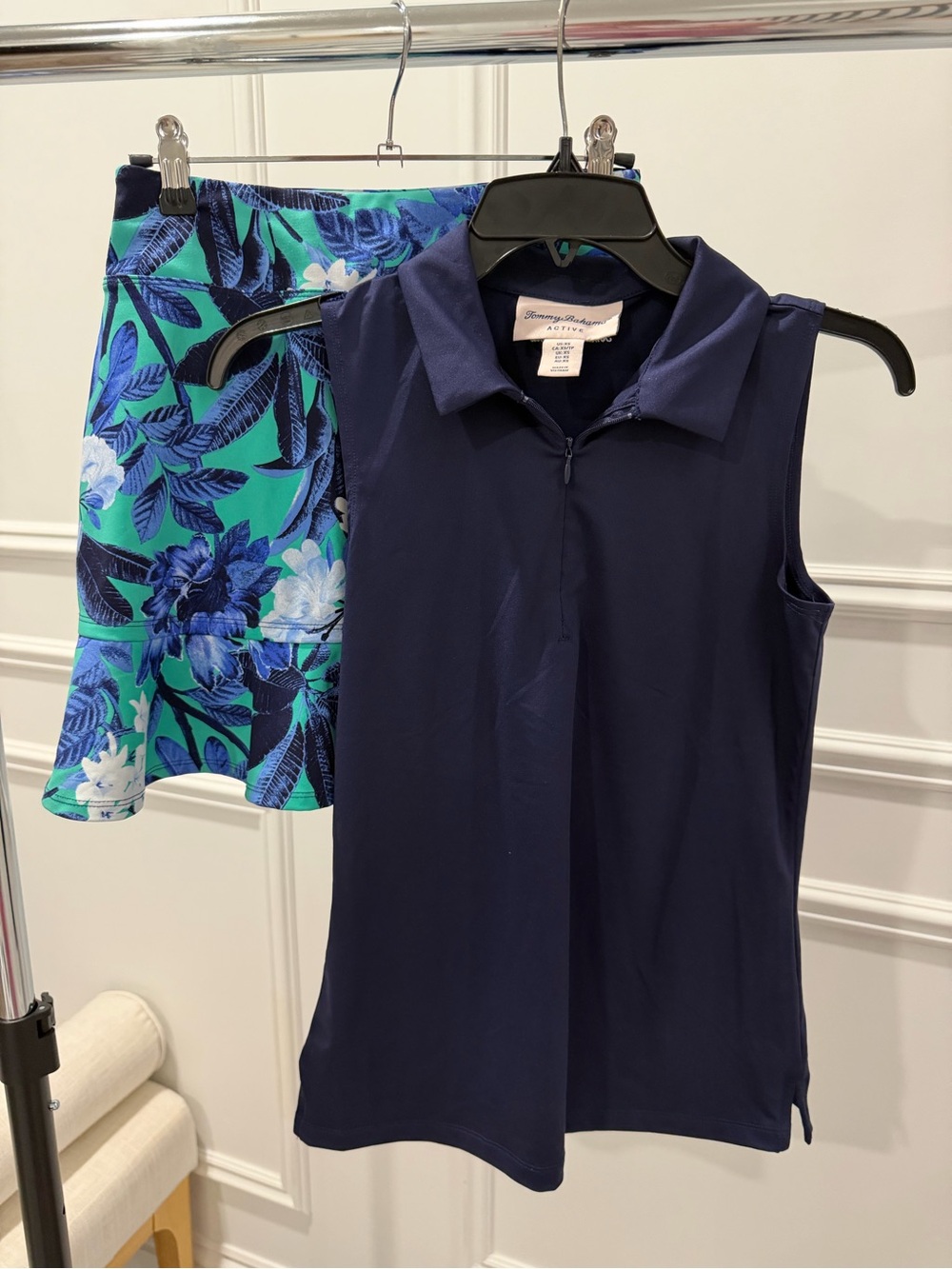 Tommy Bahama Navy Sleeveless Polo with Turquoise & Blue Floral Skort💚💙🌴